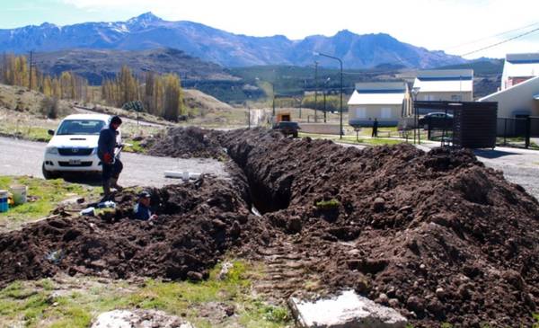 Taccetta: "Iniciamos la obra de gas y agua para Valle Chico"
