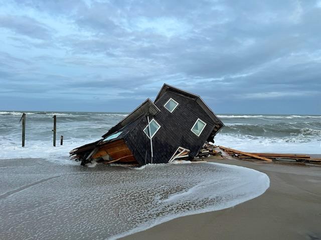 Rodanthe home tumbles into Atlantic Ocean Friday