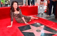 Fran Drescher recibió su estrella en el Paseo de la Fama de Hollywood