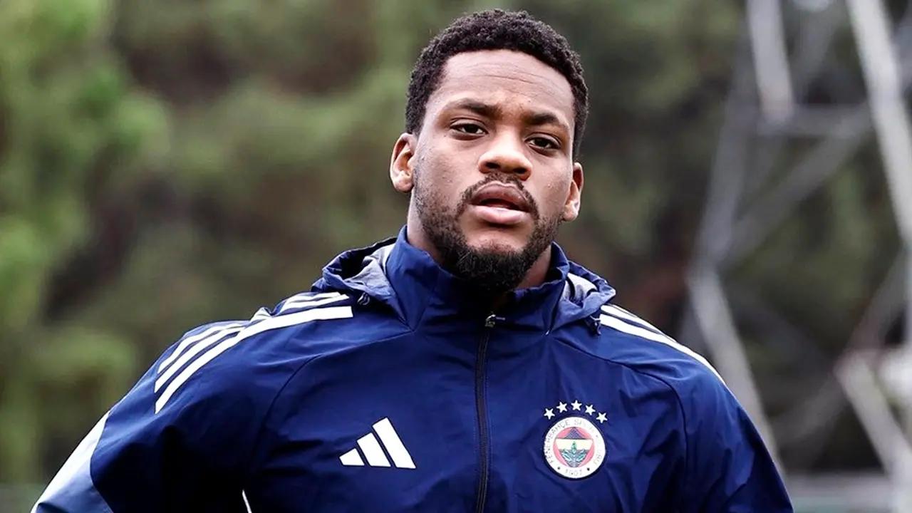 Jhon Jáder Durán volvió a tocar balón con Fenerbahce; ya hay partido para su regreso