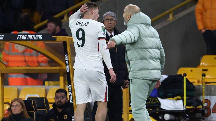 Chelsea's Maresca slams Delap for 'embarrassing' red card