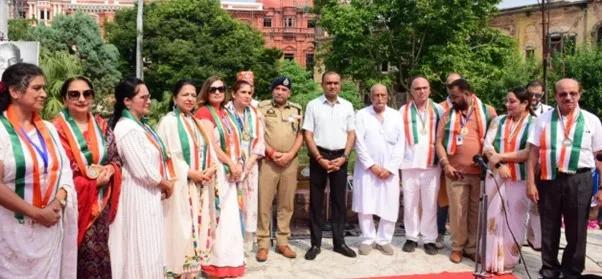 Imbibe Gandhian values in your lives: Div Com Jammu to students