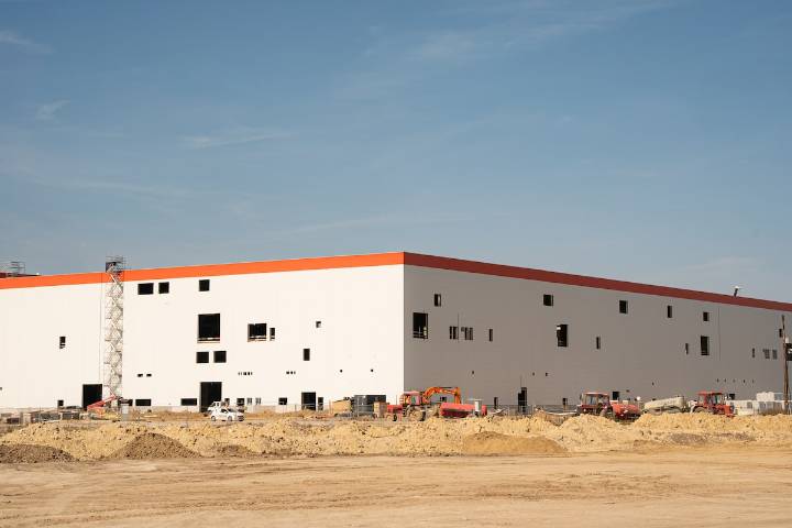 Chinese EV investments are buoying Hungary’s economy. They could do the same for Canada