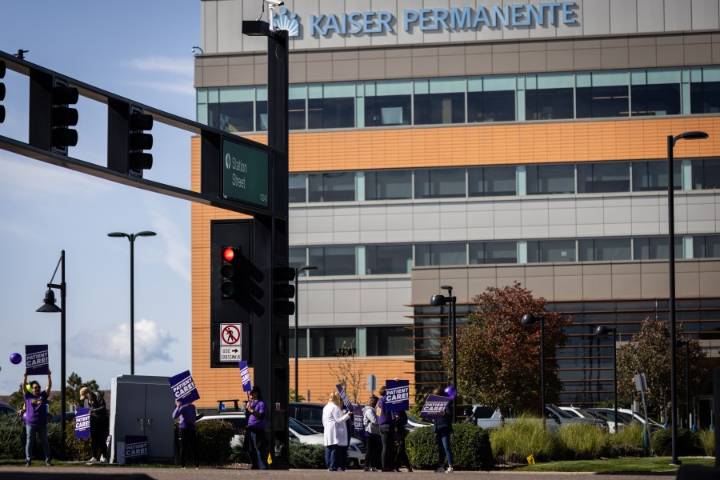 Kaiser Permanente health care workers to hold pickets as 5