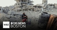 Palestinian refugees return to Gaza as ceasefire takes effect