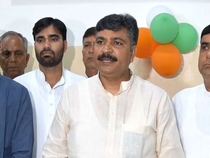 Leader of Opposition Tika Ram Jully slams govt on 'Shastra Pooja'