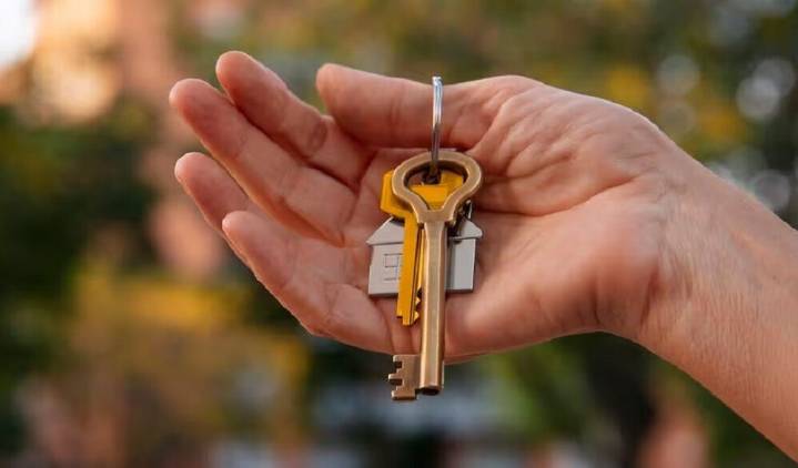 Según el Feng Shui, dónde dejar las llaves de casa para atraer estabilidad económica