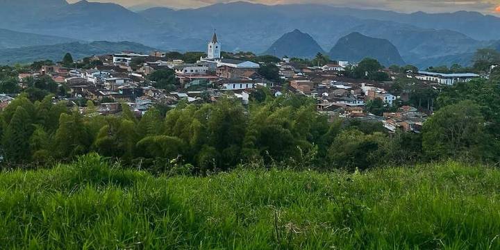 Conozca el pueblo antioqueño donde se encuentran los petroglifos, la cultura paisa y el aroma de café