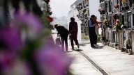 Gijón se prepara para el día de Todos los Santos: horarios de misas, visitas a cementerios y frecuencias y líneas especiales de autobuses