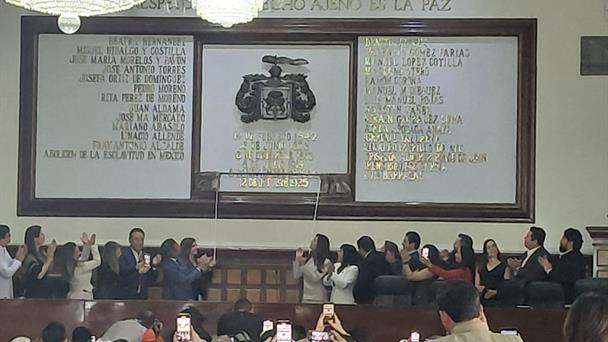 La UdeG entra al Muro de Honor de Guadalajara por su legado educativo y social