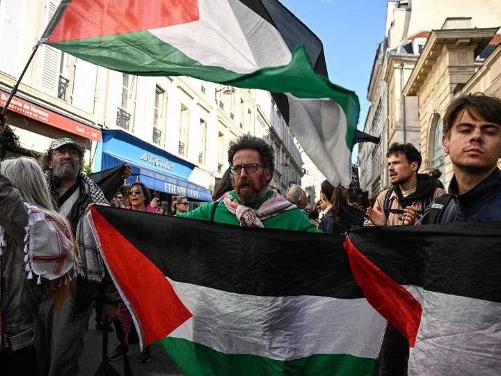 Hundreds of thousands march across Europe in support of Palestinians