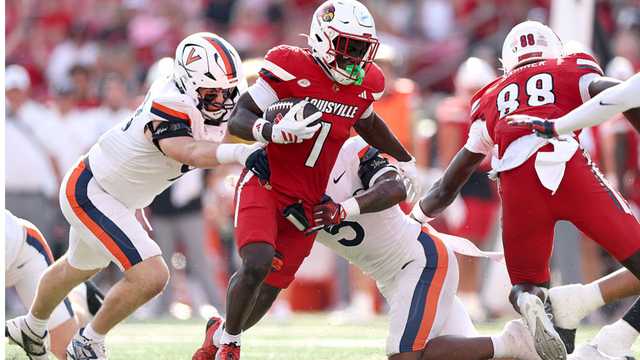 Louisville drops 4-game win streak at home against No. 24 Virginia