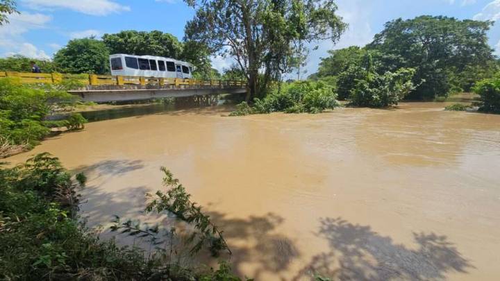Río Amana se vuelve a desbordar en Monagas