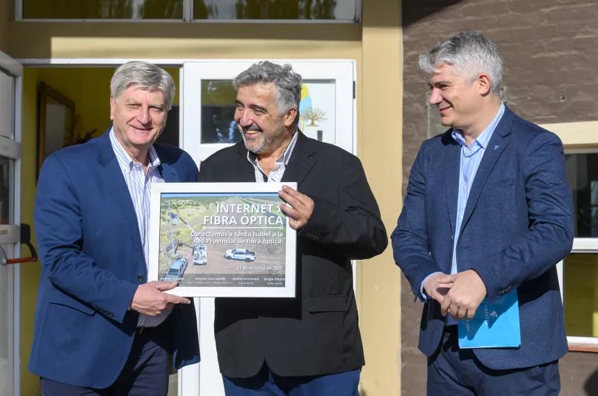 Ziliotto inauguró la llegada de la fibra óptica al oeste pampeano