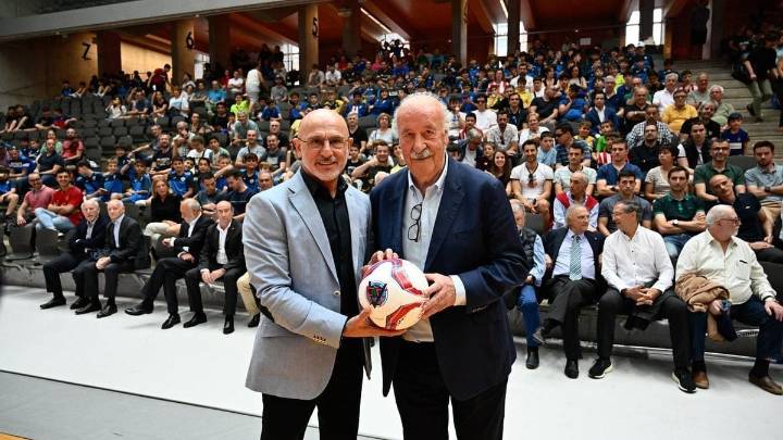 Del Bosque: "Tiene que parecer que mandan los clubes, pero que se haga lo que tú quieres"