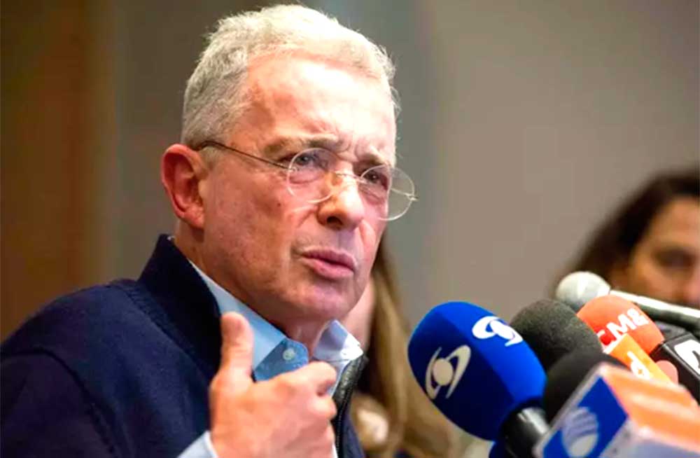  La Justicia colombiana absuelve al expresidente Álvaro Uribe del delito de soborno de testigos