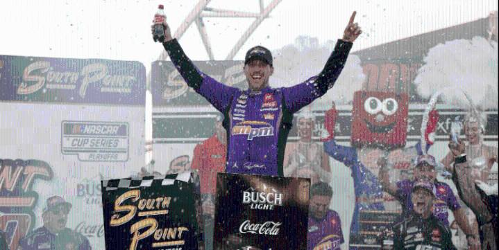 Denny Hamlin gana en Las Vegas y asegura su pase al Championship Four de la NASCAR Cup Series 2025
