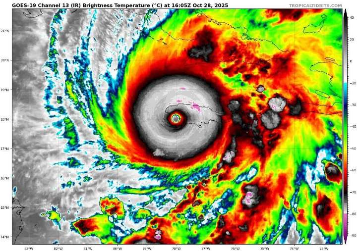 El huracán Melissa toca tierra en Jamaica como categoría 5 con vientos de 295 km/h