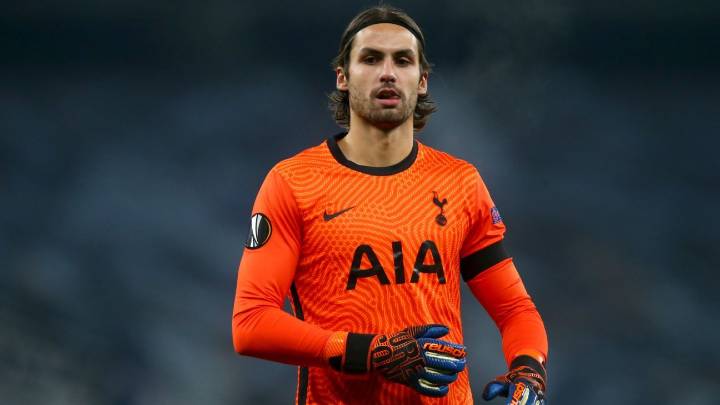 Tottenham medal winner retires, 27, for a new career