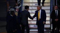 Trump se reúne en Japón con la nueva primera ministra y el emperador Naruhito