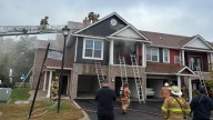 Crews contain east Louisville apartment fire in 25 minutes
