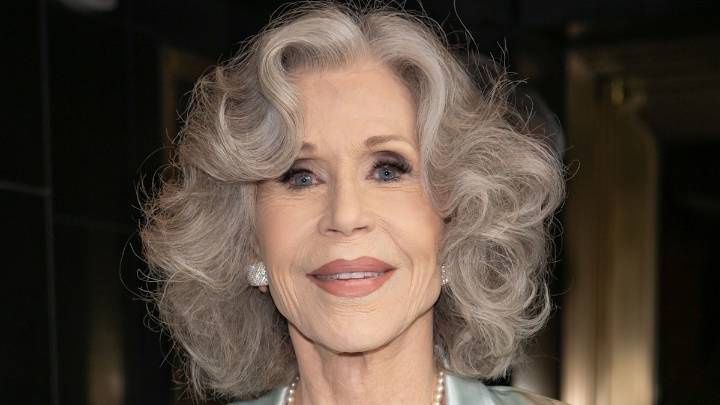 Jane Fonda, 87, looks younger than ever in glamorous red carpet appearance