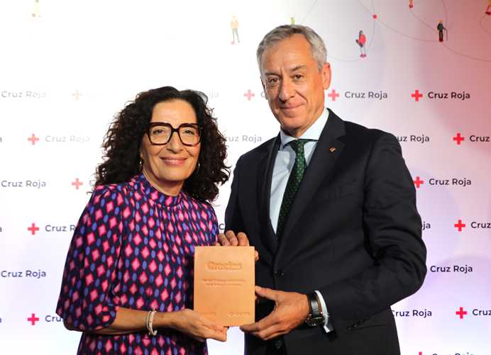 Eurocaja Rural, reconocida por Cruz Roja por su compromiso con motivo del Aniversario de la DANA