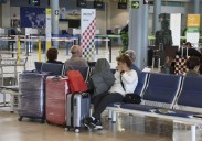 El aeropuerto estrena cartelera de invierno con 4.000 plazas menos, pero más operaciones