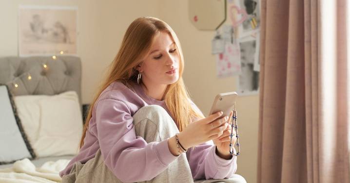 A Parent's Guide To Instagram's 'PG-13' Change For Teens