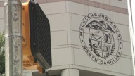 Court employee charged with bringing gun into Mecklenburg courthouse