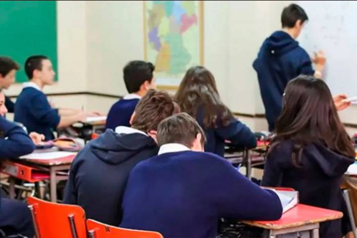 Prorrogan el plazo para que colegios privados informen los aranceles de 2026