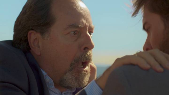 César arrincona a Octavio en busca de respuestas… ¡y un disparo lo interrumpe todo!