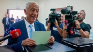 Socialistas y centroderecha empatan en las municipales de Portugal y arrinconan a los ultras