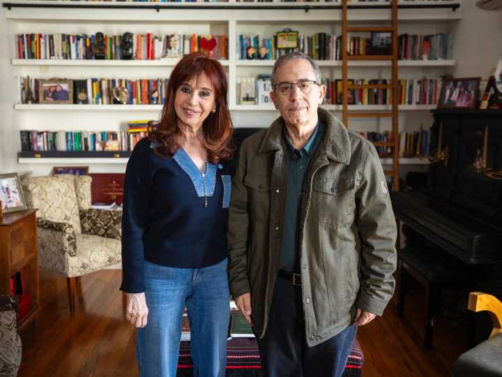 Cristina Kirchner recibió la visita de Carlos Maslatón en San José 1111: críticas a la Justicia, citas bíblicas y el agradecimiento de la exvice