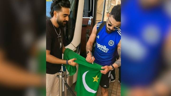 Did Virat Kohli Sign Pakistani Jersey On Fan's Request? Here's The Truth Behind Viral Photo