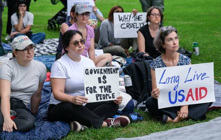 How federal workers can get help as shutdown drags on