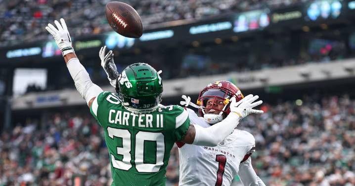 Eagles trade WR John Metchie to Jets for CB Michael Carter