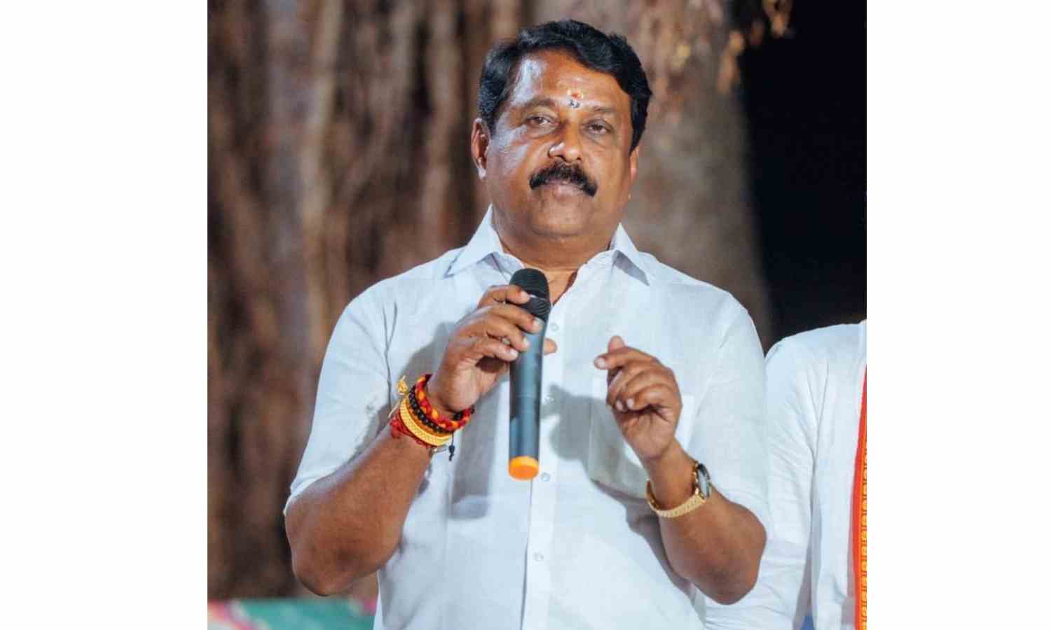 TN BJP chief Nainar warns of chaos at DPCs if truckers go on strike