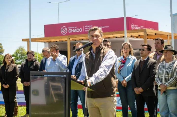 Zdero en la apertura de la Exposición Nacional de Primavera Bradford 2025: «Chaco sale adelante de la mano de la producción»