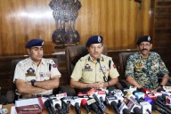 Pakistani drone drops over 5 kgs heroin worth Rs 25 Cr along IB