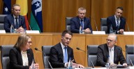 Federal government accused of withholding tens of billions in health funding from states, territories