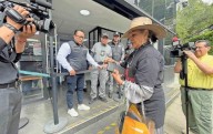 Culpa Maru a Loera de manipular a deudos