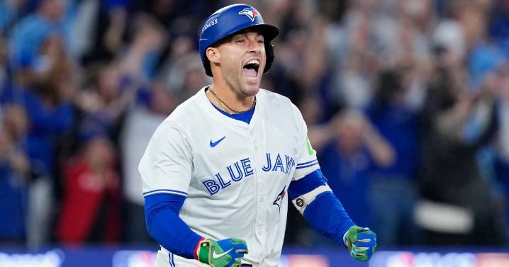 George Springer’s Game 7 blast sends Jays past Mariners, into World Series