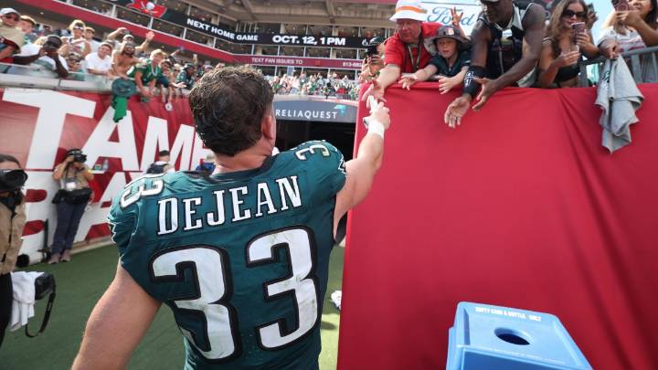 Eagles’ Cooper DeJean fined for taunting against the Buccaneers