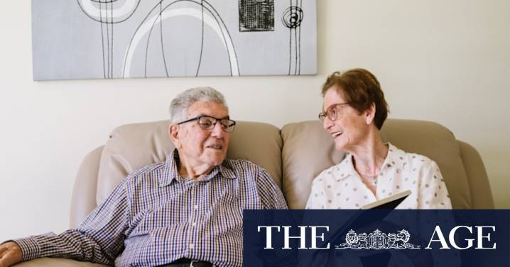 1200 guests, 580 bottles of champagne, 62 years: The story of Brisbane’s first big, fat Greek wedding