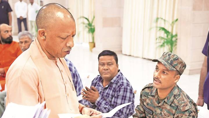 Yogi cautions against unplanned settlements, carving of plots in Ayodhya