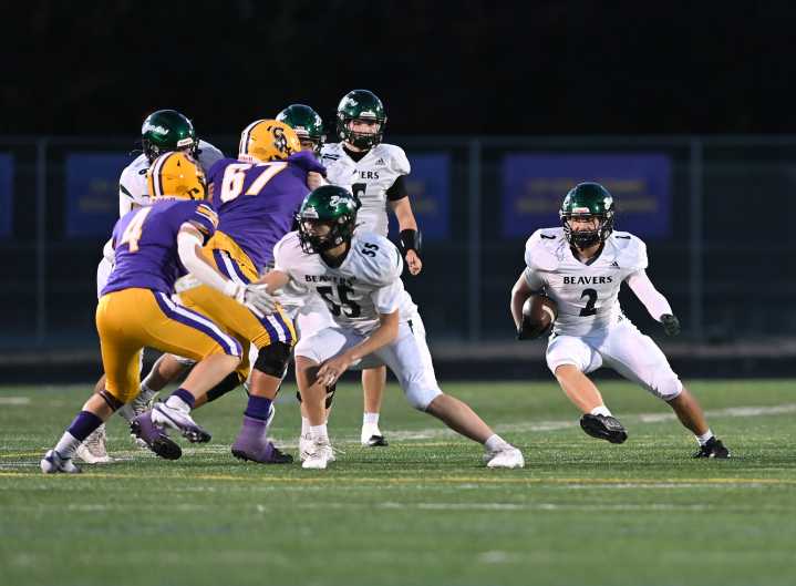 Woodland keeps winning streak alive in 35-7 win over Hudson’s Bay
