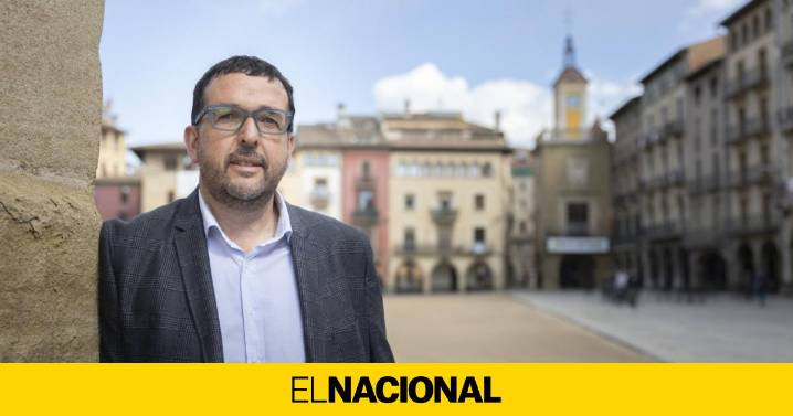 Un juez considera "demasiado alto" el nivel B2 de catalán y condena al Ayuntamiento de Vic