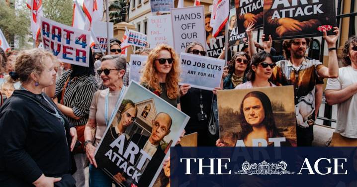 AGNSW jobs set to be axed despite staff protests