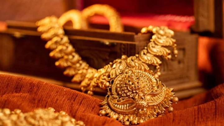 Gold Rate Today, October 8: Check 22 & 24 Carat Prices In Delhi, Pune, Mumbai, Kolkata, Other Cities